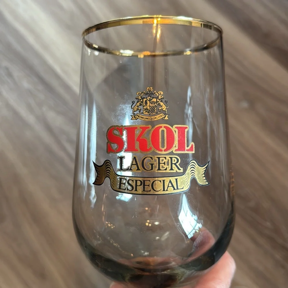 Vintage Lager Especial Collector Glass Goblet